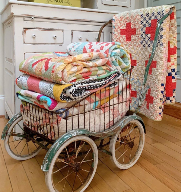 CT Susan Ache SS Quilt Filled Carriage
